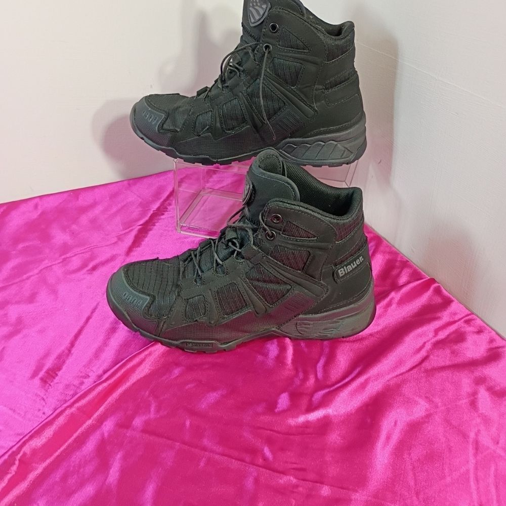 Blauer Womens Crush Tactical Boots Size 7 . Condition is Pre-owned